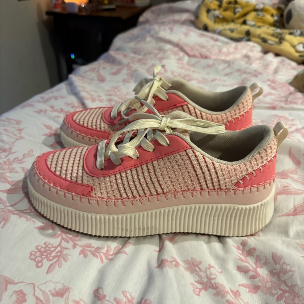 Nicole Miller Pink and White Sneakers